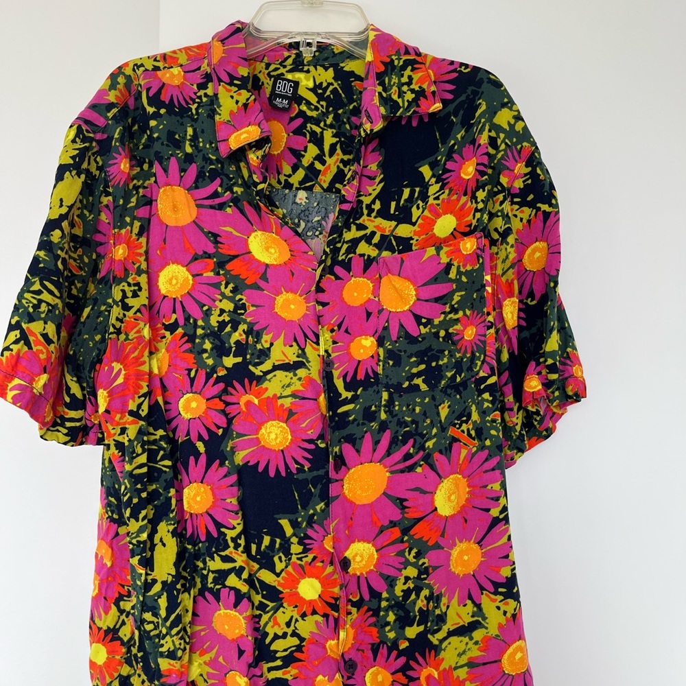 BDG Men’s Flower Button Down